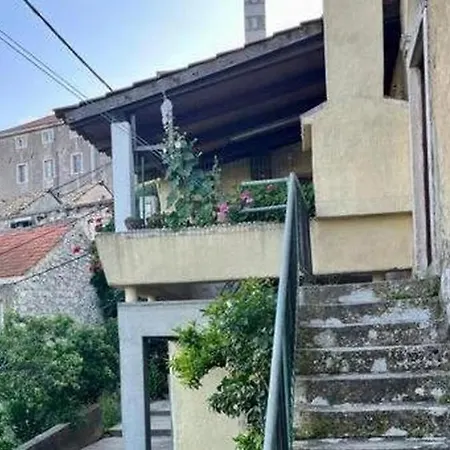 Апартаменты With Parking Space - 25164 Lastovo