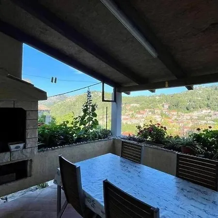 Apartment With Parking Space - 25164