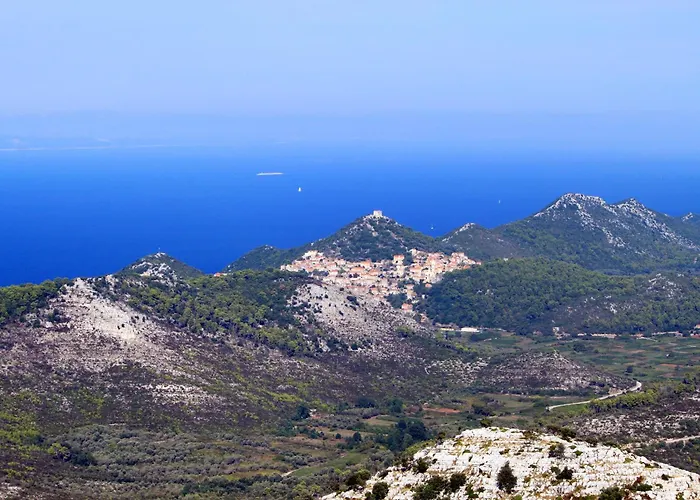 아파트 With Parking Space - 25164 *